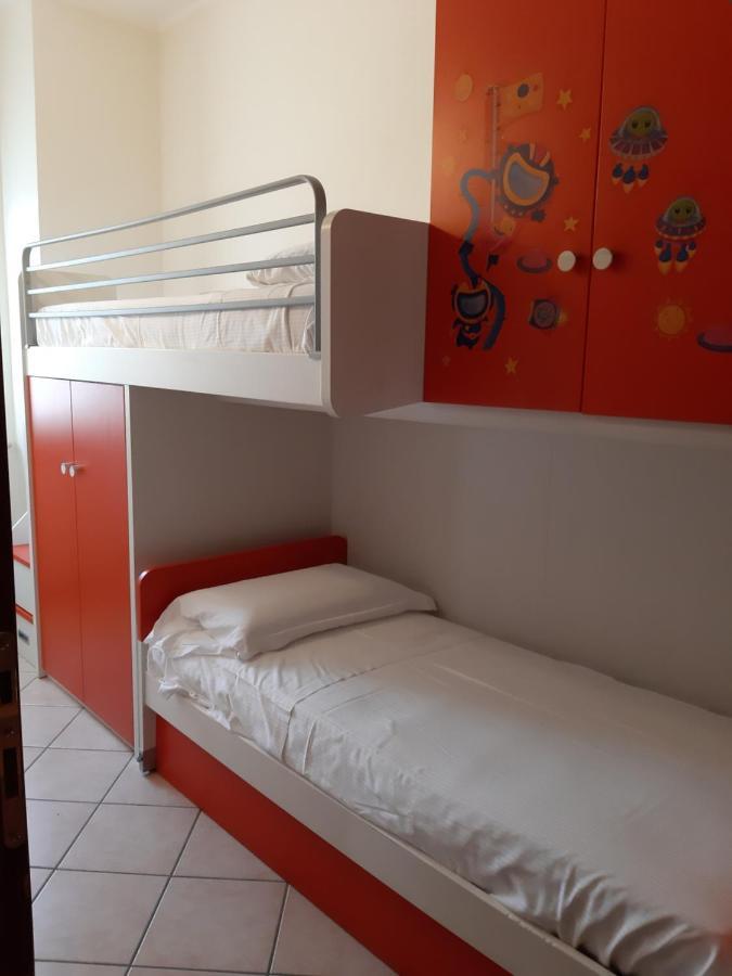 Elena Appartamento Peschiera del Garda Exterior foto
